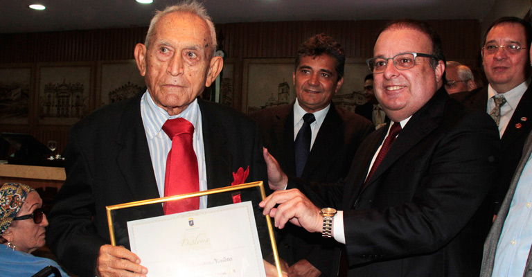 Morreu aos 90 anos o cirurgião-dentista Aldo da Fonseca Tinoco