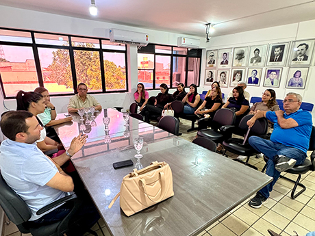 Dentistas de Macaíba fecham acordo com o prefeito do município